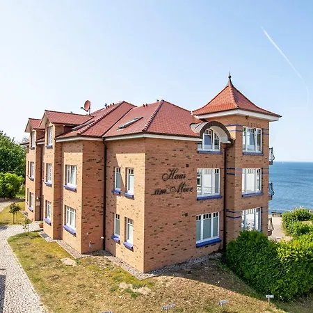 Mit Traumhaftem Meerblick - Haus Am 09 Apartment Lohme